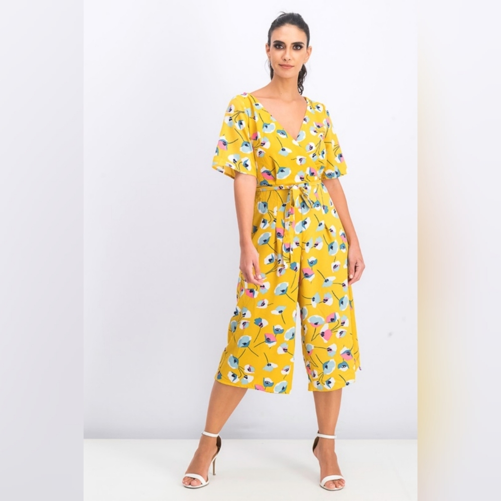 🌼Beautiful Summer Jumpsuit/Romper🌼